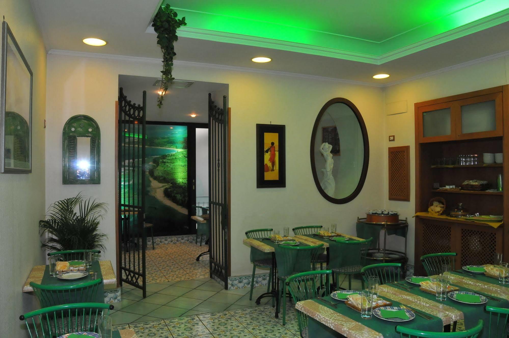 Hotel Potenza Napoli Esterno foto