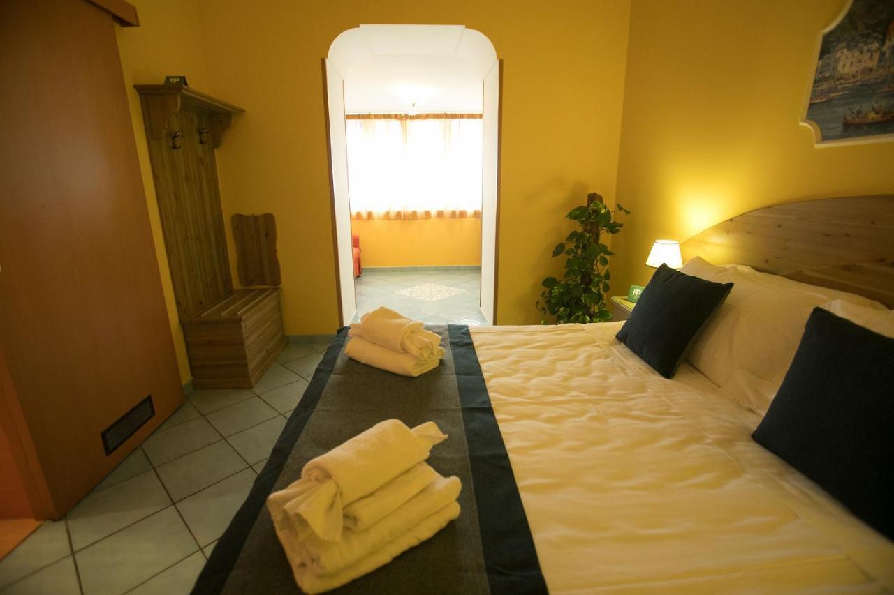 Hotel Potenza Napoli Esterno foto